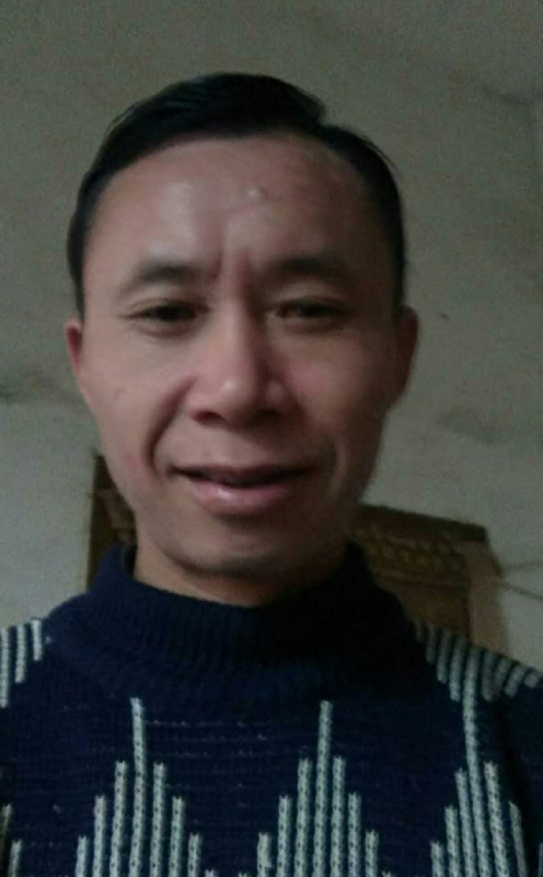 孤单情哥的第一张照片--贵州中老年相亲网