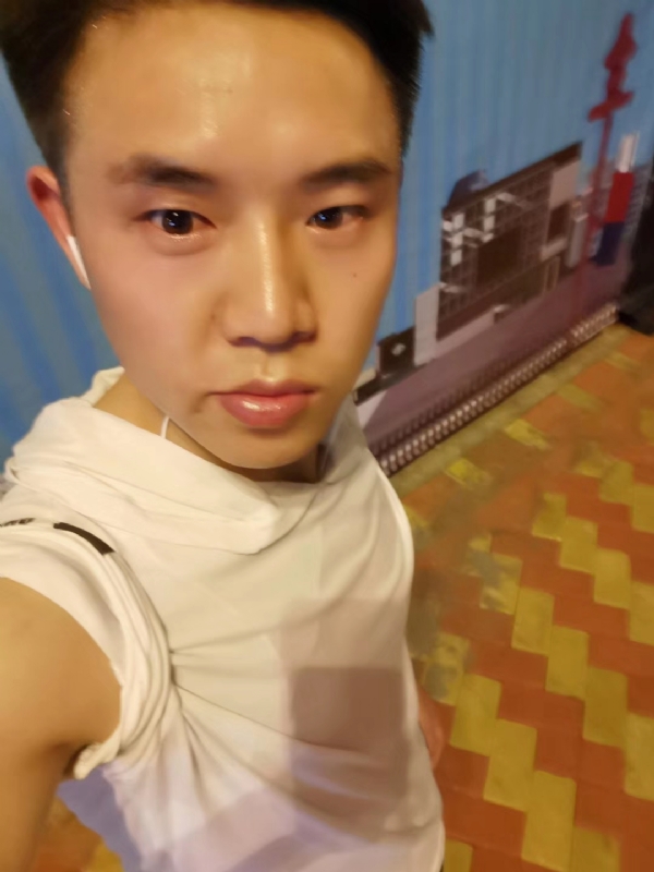 小雷的第三张照片--贵州中老年相亲网