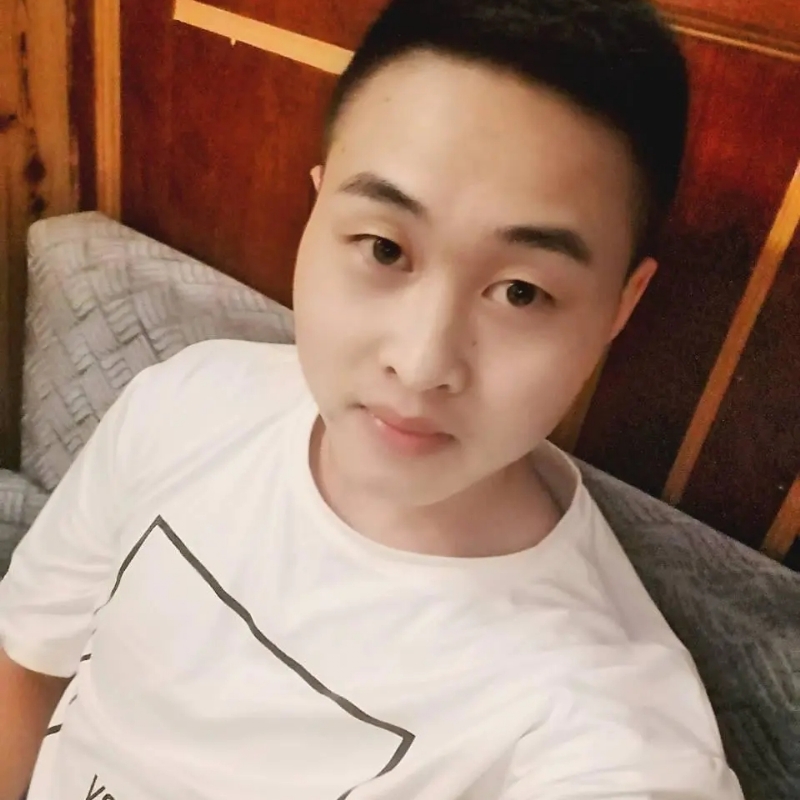 娃娃脸小爸爸的第二张照片--贵州中老年相亲网