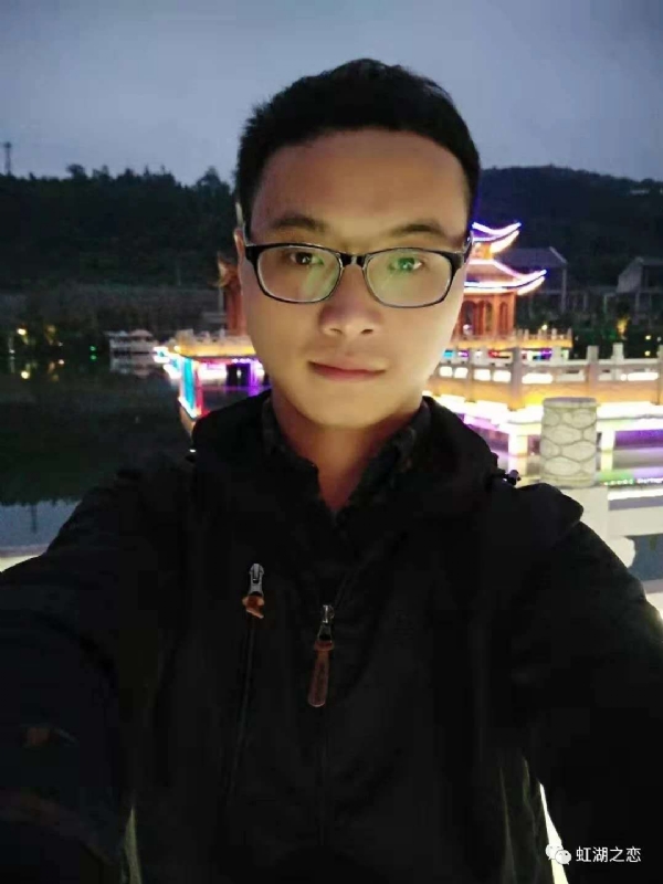 李逍遥的第一张照片--贵州中老年相亲网