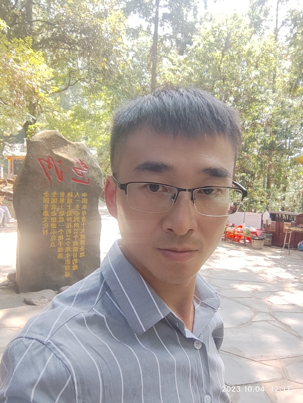 未来可期的第一张照片--贵州中老年相亲网